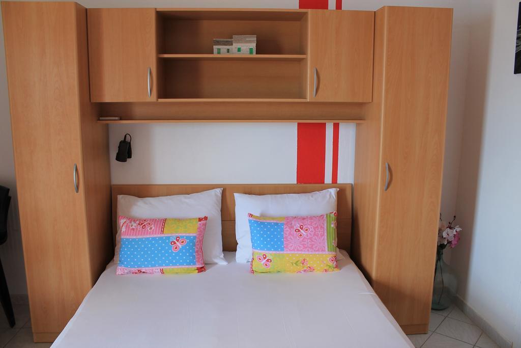 Apartments Tanja Zivogosce Luaran gambar